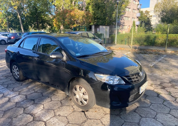 Toyota Corolla cena 23500 przebieg: 240000, rok produkcji 2011 z Warszawa małe 16